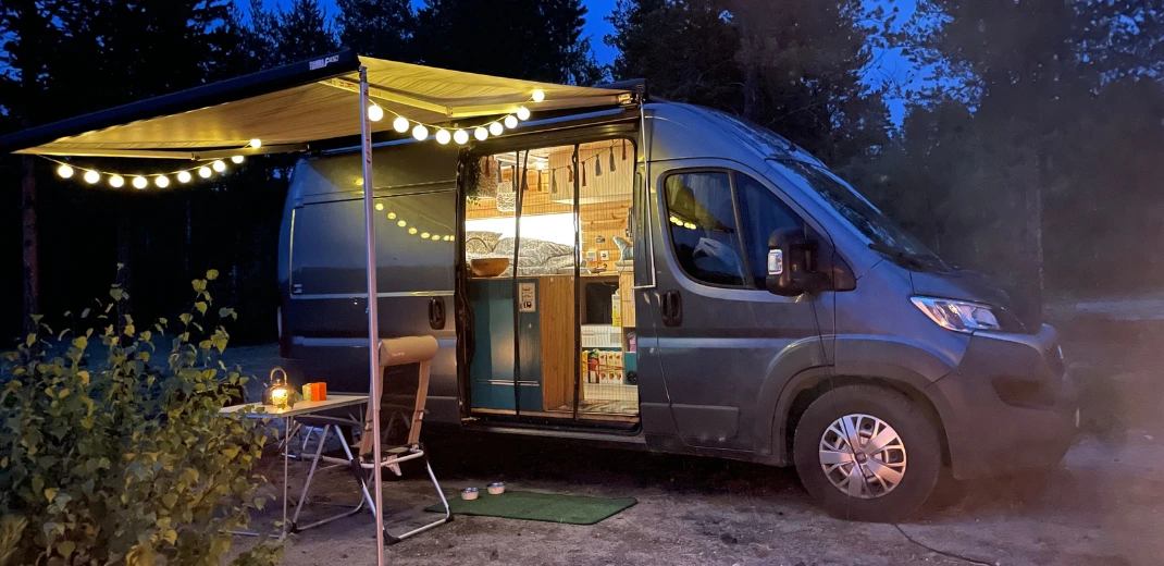 Fiat Ducato, Citroen Jumper, Peugeot Boxer dämmen und zum Camper ausbauen